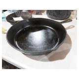 10" VTG LODGE CAST IRON 3 NOTCH SKILLET