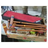 CROQUET SET WITH BALLS & MALLOTS