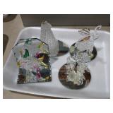 COLLECTION OF INTRICATE BLOWN GLASS ITEMS