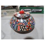 RAUL QUISKE SIGNED POTTERY JAR FROM PERU