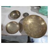 COLLECTION OF BRASS BOWLS AND MEDALLION
