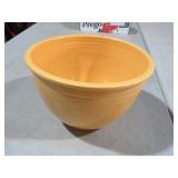 VTG YELLOW FIESTA STYLE   MIXING BOWL