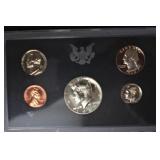1969 US MINT PROOF SET 40% HALF DOLLAR