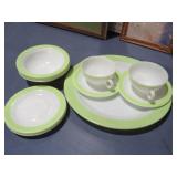 VTG PYREX WHITE W/ GREEN TRIM