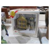 GRANDMA MOSES HOUSE O-O27 SCALE NIB