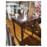 MAHOGANY SIDE TABLE