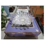FEDERAL GLASSWARE IRIDESCENT CELESTIAL BOWL