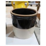 VTG BROWN AND WHITE CROCK