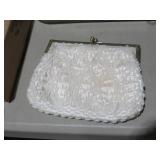 BEAUTIFUL WHITE BEADED PURSE
