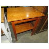 SOLID OAK 2 TIERED SIDE TABLE