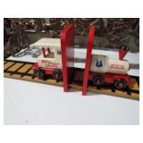 DOLLYWOOD TRAIN BOOKENDS