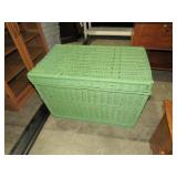 GREEN WICKER LIFT TOP BASKET/ HAMPER