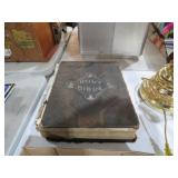 VINTAGE HOLY BIBLE
