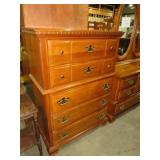 SUMTER 5 DR CHEST ON CHEST