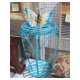METAL LANT STAND WITH BUTTERFLY