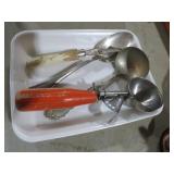 VTG ICE CREAM SCOOP & SILVER PLATED SERVING PCS