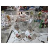 PAIR OF ELECTRIFIED HANDPAINTED MILKGLASS OIL LAMP