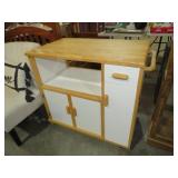 ROLLING 3 DOOR 1 DR KITCHEN ISLAND