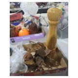 COLLECTION OF FALL DECOR AND SHAKER
