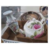 VTG HANDPAINTED TEAPOT, ORIENTAL VASE