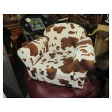 NICE CHILDS COW PRINT CHAIR