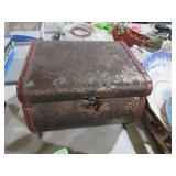 DECORATIVE STORAGE/JEWELRY BOX