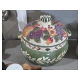 LA  TOSCANA CERAMIC COVERED DISH