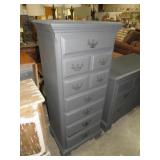 PAINTED GRAY SUMTER 7 DR LINGERIE CHEST