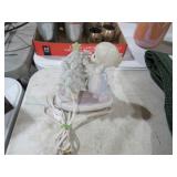 PRECIOUS MOMENTS  CHRISTMAS DBL LIGHTED FIGURINE