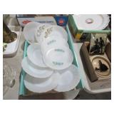 COLLECTION VTG MILKGLASS SAUCERS