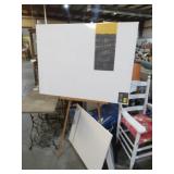 ARTIST EASEL AND CANVASES