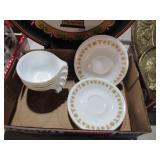 COLL. VTG CORELLE GOLD BUTTERFLY TEACUPS/ SAUCERS