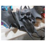 BATWING SPIN MASTER AND MASK