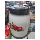 FULL SIZE APPLE CHURN WITH DASHER