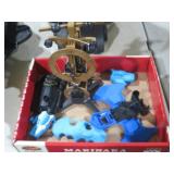 COLLECTION OF BATMAN TOYS AND MISC