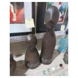 2 DECORATIVE FIGURES