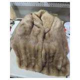 MINK STOLE IN ORIGINAL BOX