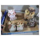 COLLECTION OWL FIGURINES & DECOR
