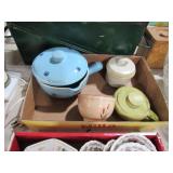 VTG CERAMIC & POTTERY COLLECTION
