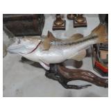 LARGE MOUTH BASS TAXIDERMY MOUNT