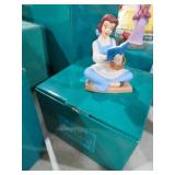 WATL DISNEY BEAUTY AND THE BEAST FIGURINE WITH BOX
