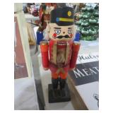 10IN TALL WOOD NUT CRACKER