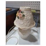 HERMITAGE POTTERY CAPODIMONTE STYLE TABLE LAMP