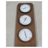 VINTAGE METAL WEATHER STATION