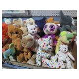 COLL. BEANIE BABIES & OTHER ANIMAL PLUSH TOYS