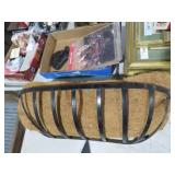 HANGING METAL PLANTER BOX