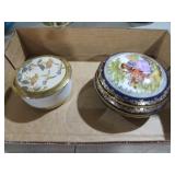 (2) CERAMIC VICTORIAN STYLE DRESSER BOXES