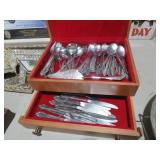 FLATWARE W/ BOX