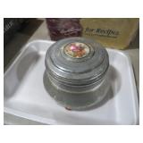 VTG POWDER MUSIC BOX