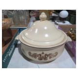 PFALTZGRAFF 2 QT RD COVERED CASSEROLE